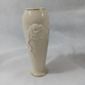 Lenox Hand Crafted China 6" Rose Bud Vase Ivory Gold Trim